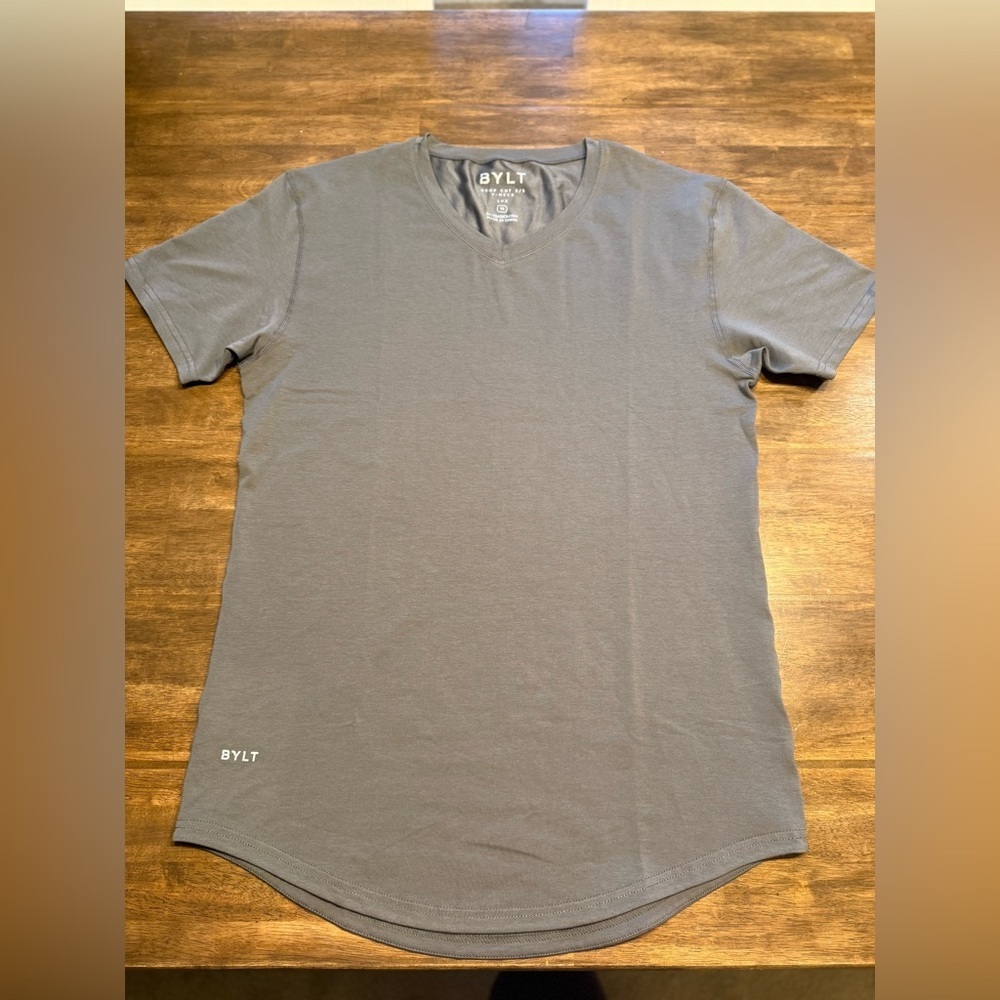 BYLT Premium Basics Drop Cut Short Sleeve Shirt Men’s SZ M Grey Athletic Casual